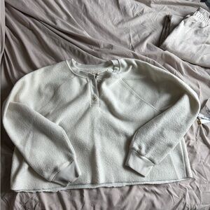 Universal Thread Off-White Women's Sweater